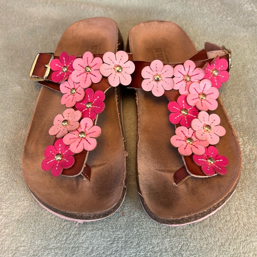 Seychelles flower sandals size 13